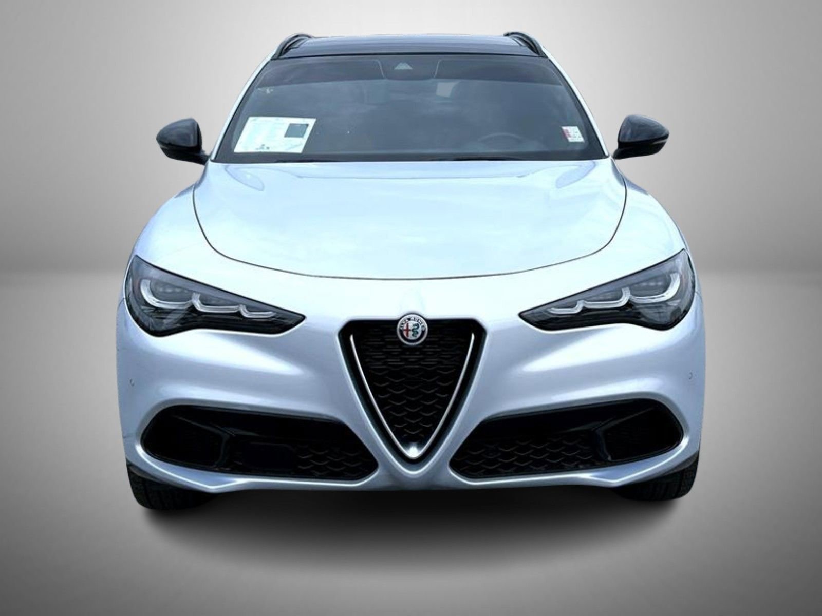 Used 2024 Alfa Romeo Stelvio Ti w/ Performance Driving Package image 2