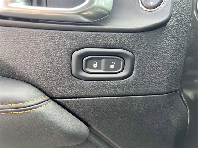 New 2025 Jeep Gladiator Sport w/ Premium Package image 15