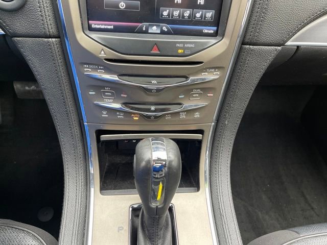 Used 2011 Lincoln MKX AWD w/ 102A Rapid Spec Order Code image 18