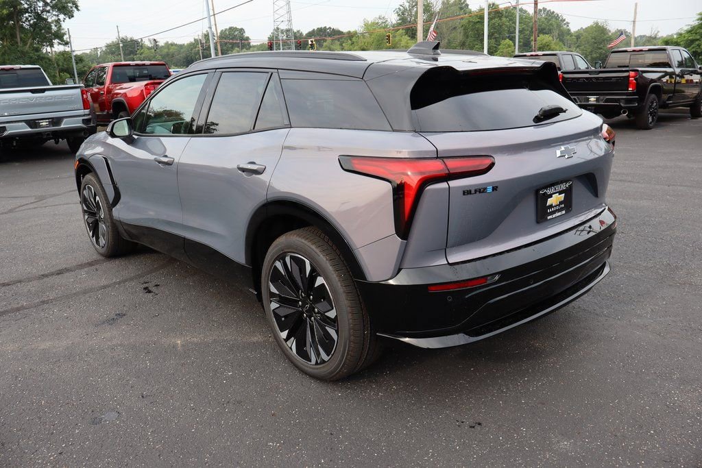 New 2025 Chevrolet Blazer EV RS image 3