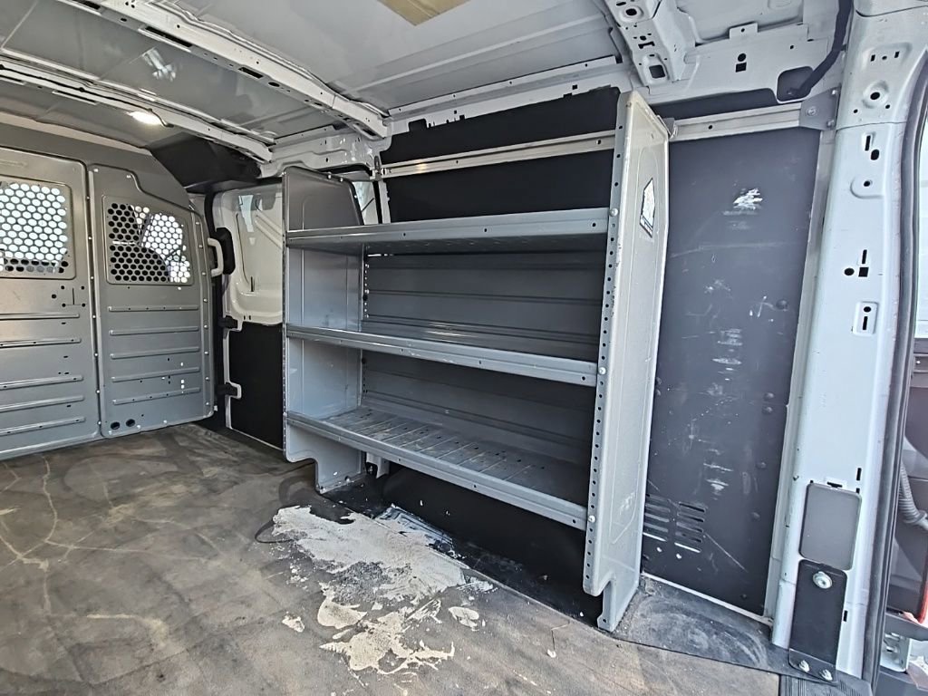 Used 2022 Ford E-Transit Low Roof w/ Load Area Protection Package image 27
