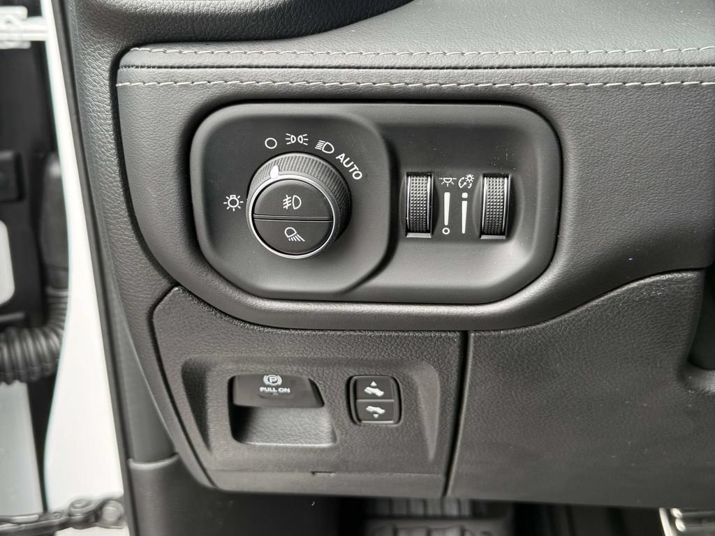 New 2026 RAM 1500 RHO w/ RHO Level 1 Equipment Group AWD/4WD image 17