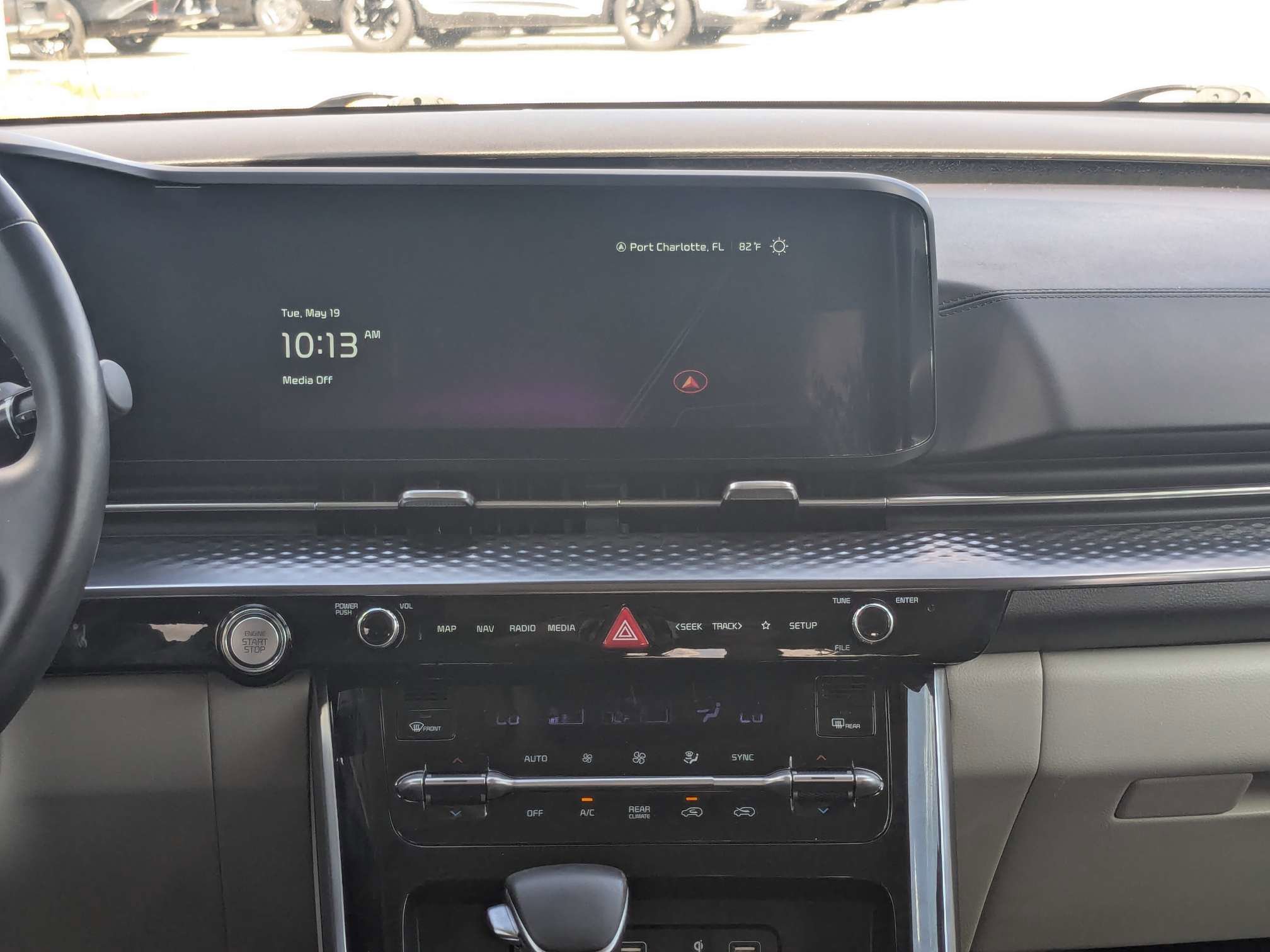 Used 2023 Kia Carnival SX Prestige FWD image 22