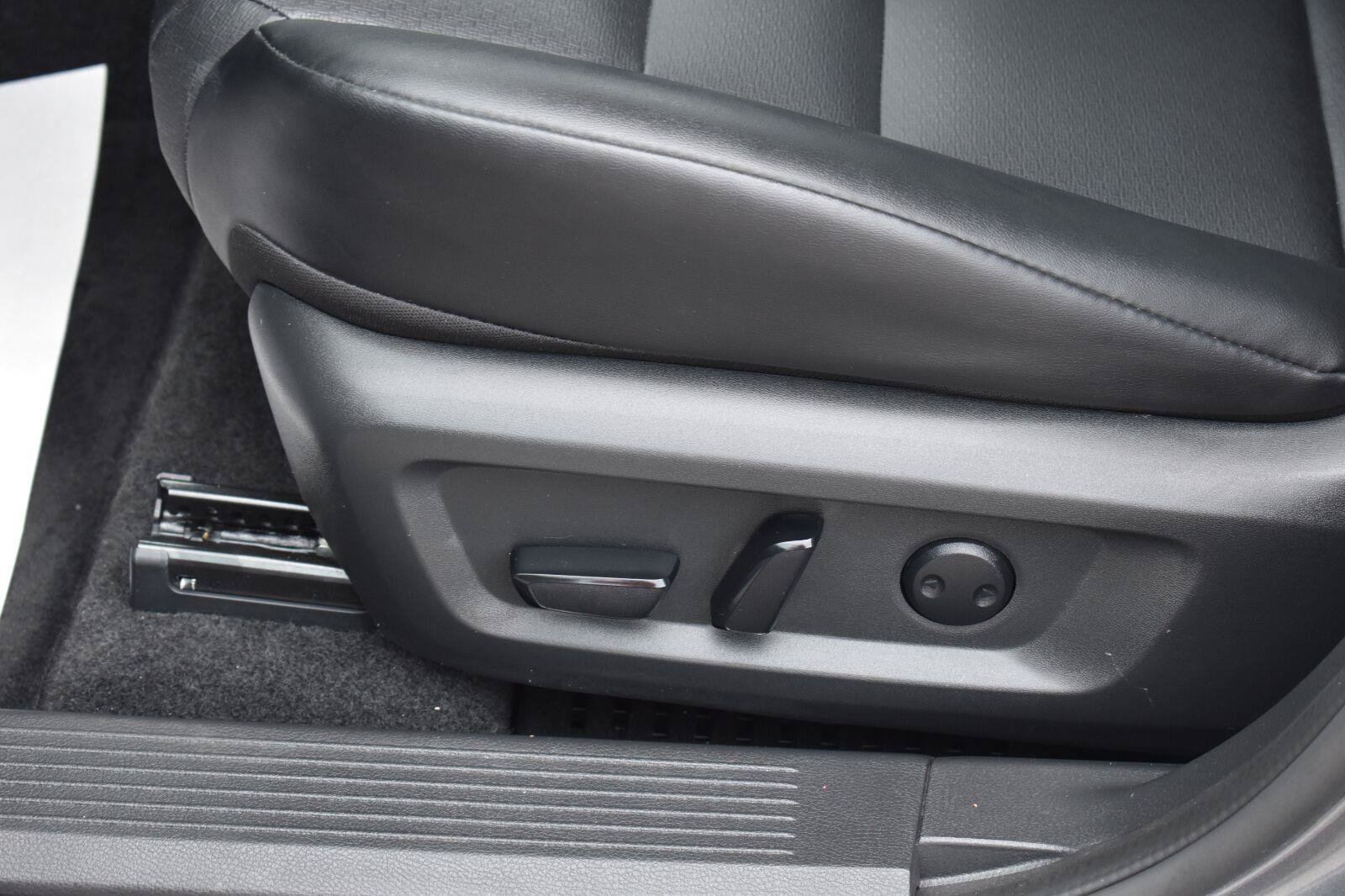 Used 2023 Nissan Rogue SV w/ SV Premium B Package FWD image 22