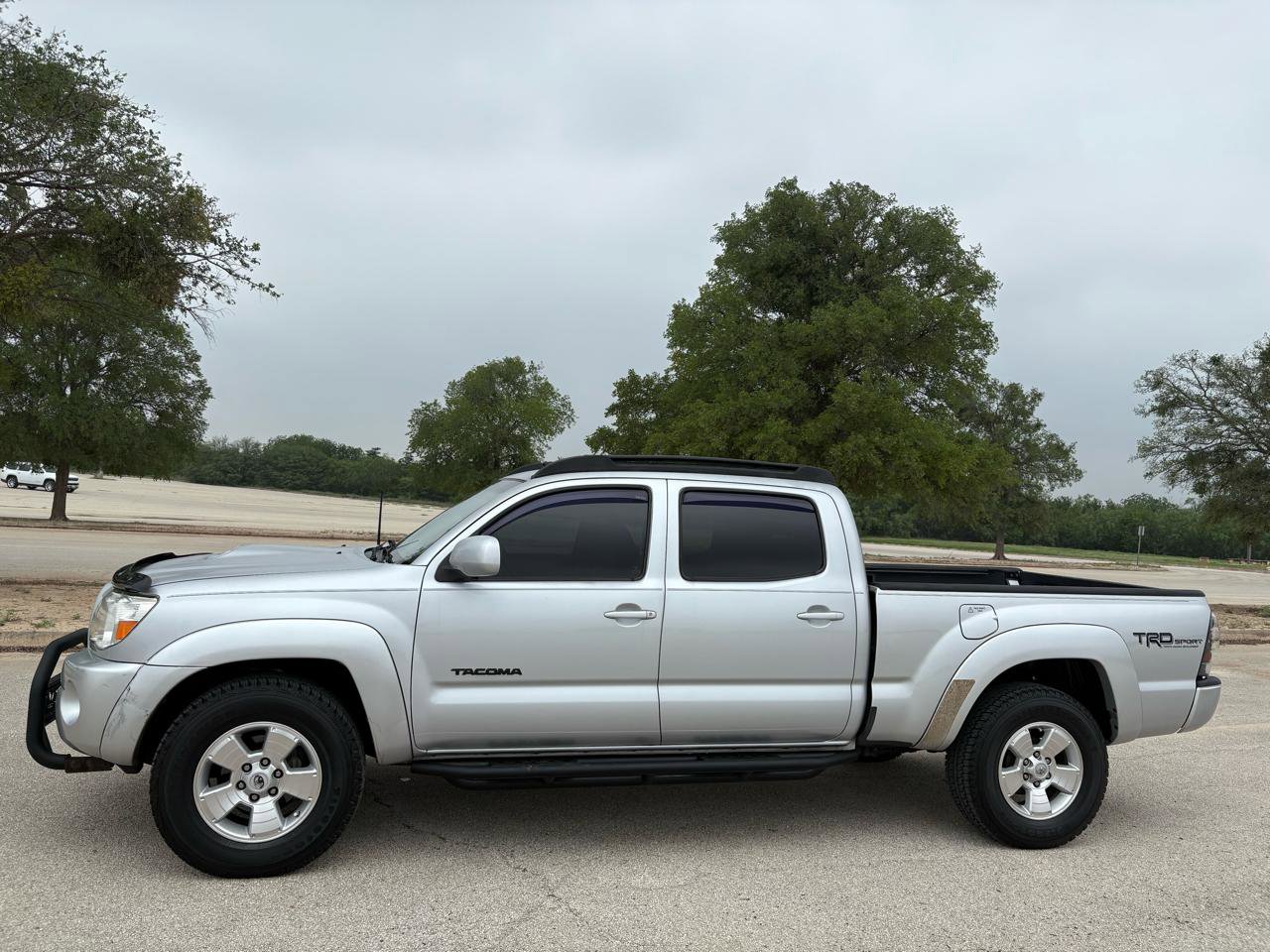 Used 2010 Toyota Tacoma PreRunner RWD image 12