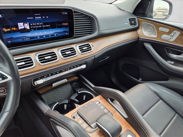 Used 2024 Mercedes-Benz GLS 450 4MATIC image 13