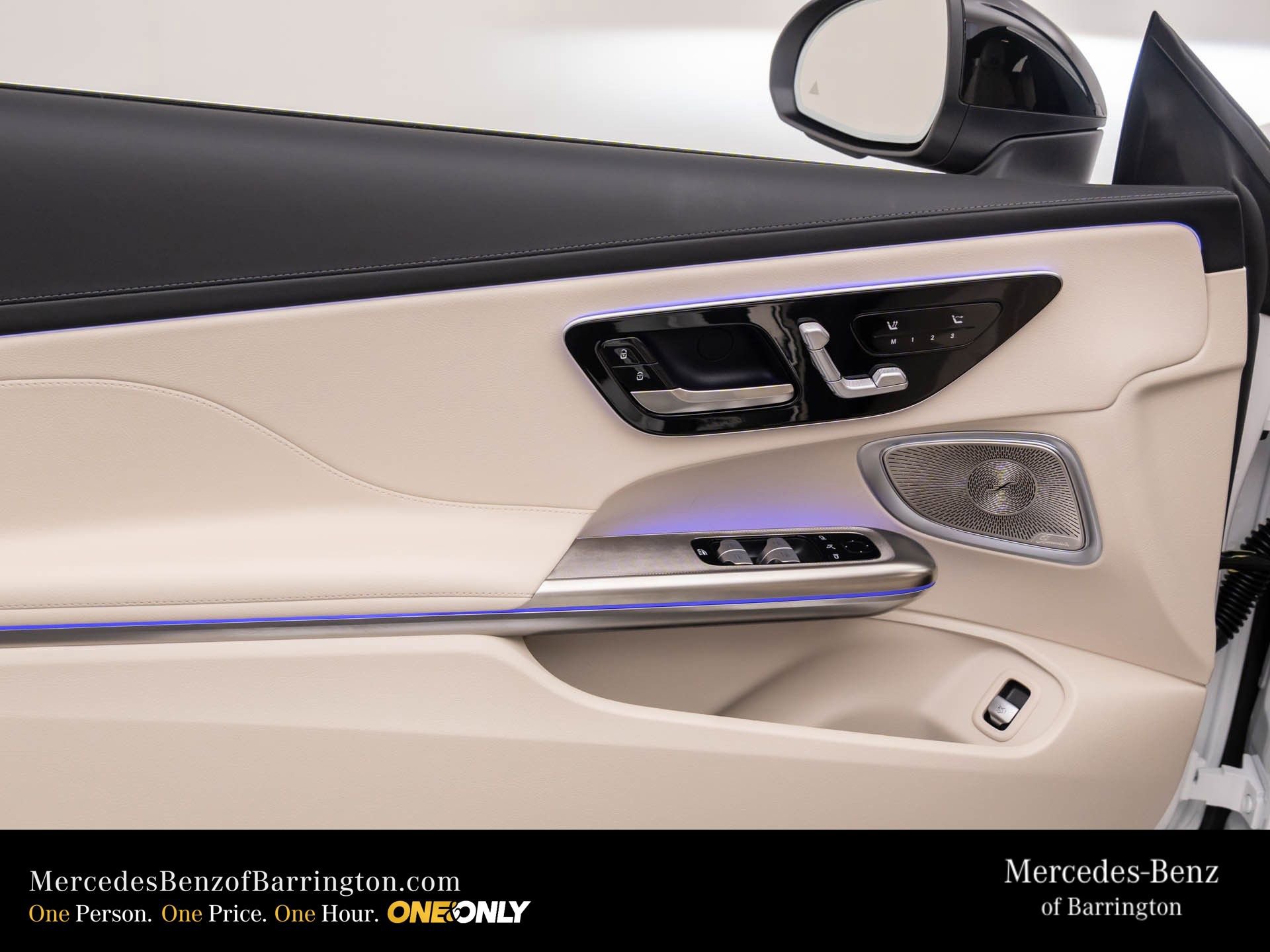 New 2026 Mercedes-Benz CLE 300 4MATIC Cabriolet image 11