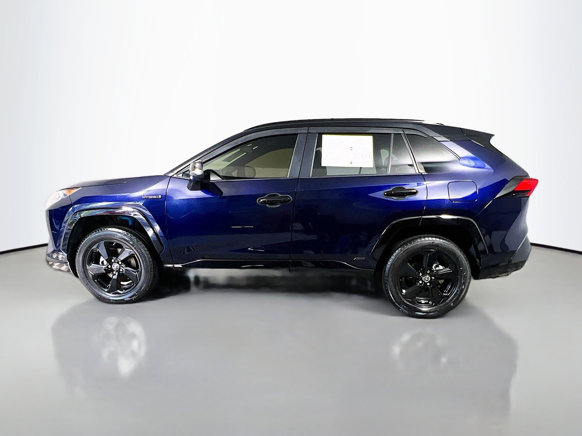 Used 2019 Toyota RAV4 XSE image 9