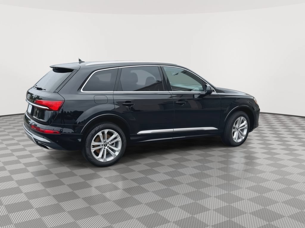 Used 2025 Audi Q7 3.0T Premium Plus AWD/4WD image 8