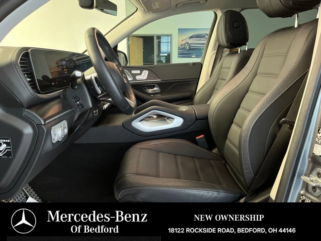 Used 2026 Mercedes-Benz GLS 580 4MATIC image 10