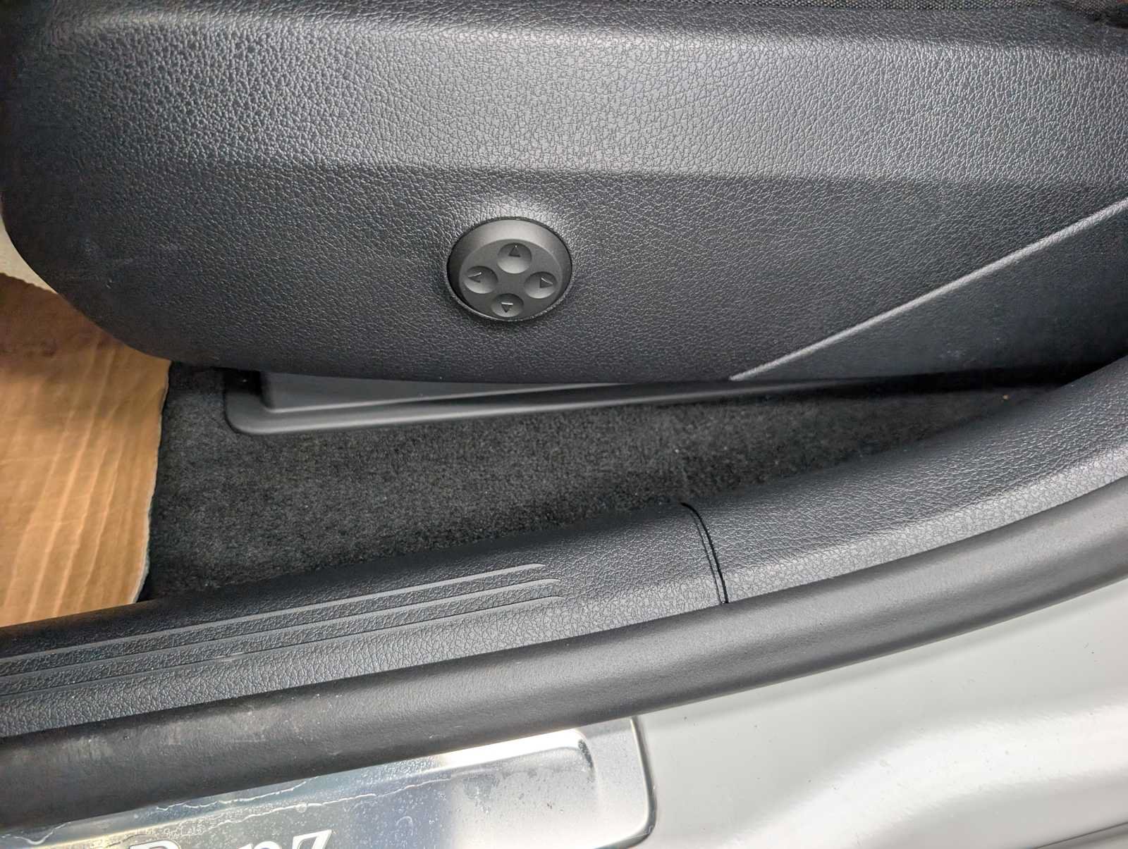 New 2027 Mercedes-Benz GLC 300 4MATIC image 29