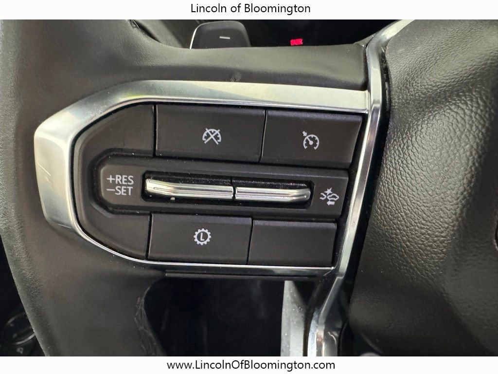 Used 2025 GMC Yukon Denali AWD/4WD image 44