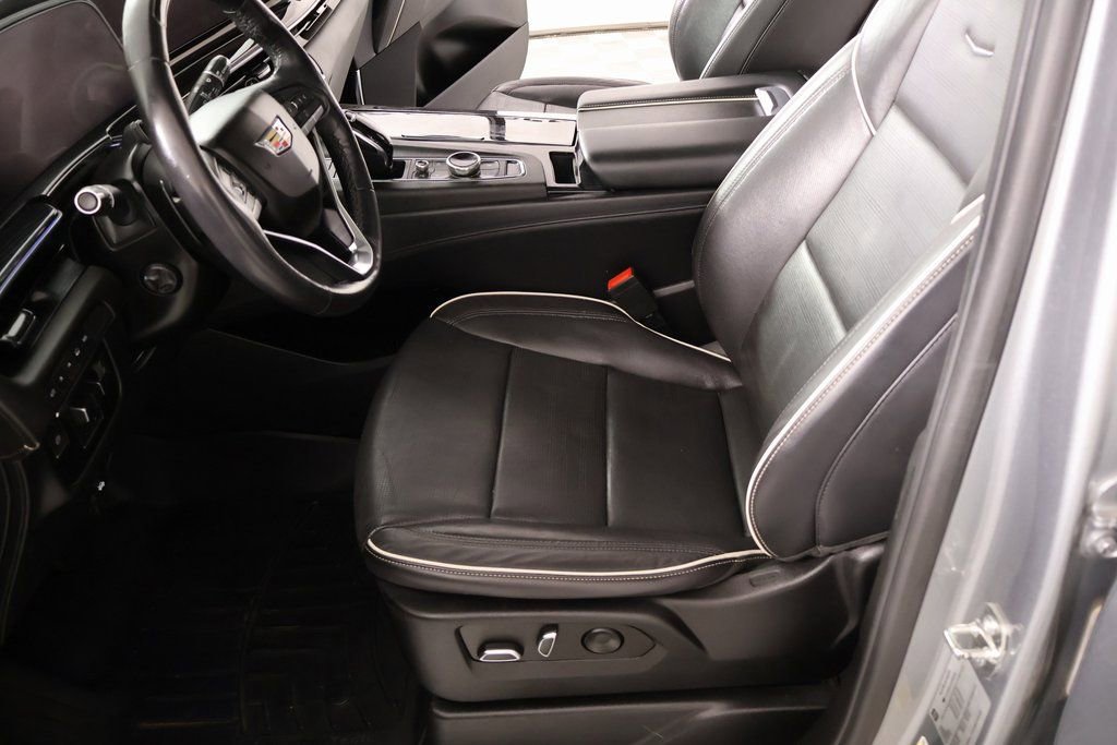 Used 2023 Cadillac Escalade Sport AWD/4WD image 11