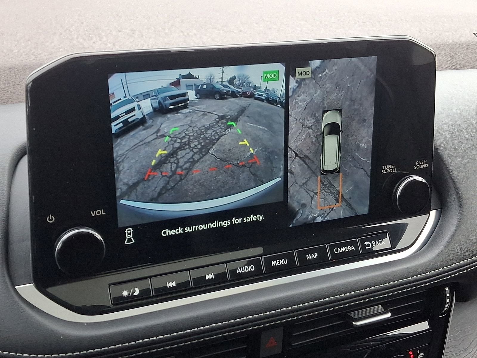 Used 2023 Nissan Rogue Platinum w/ Platinum Premium Package image 19