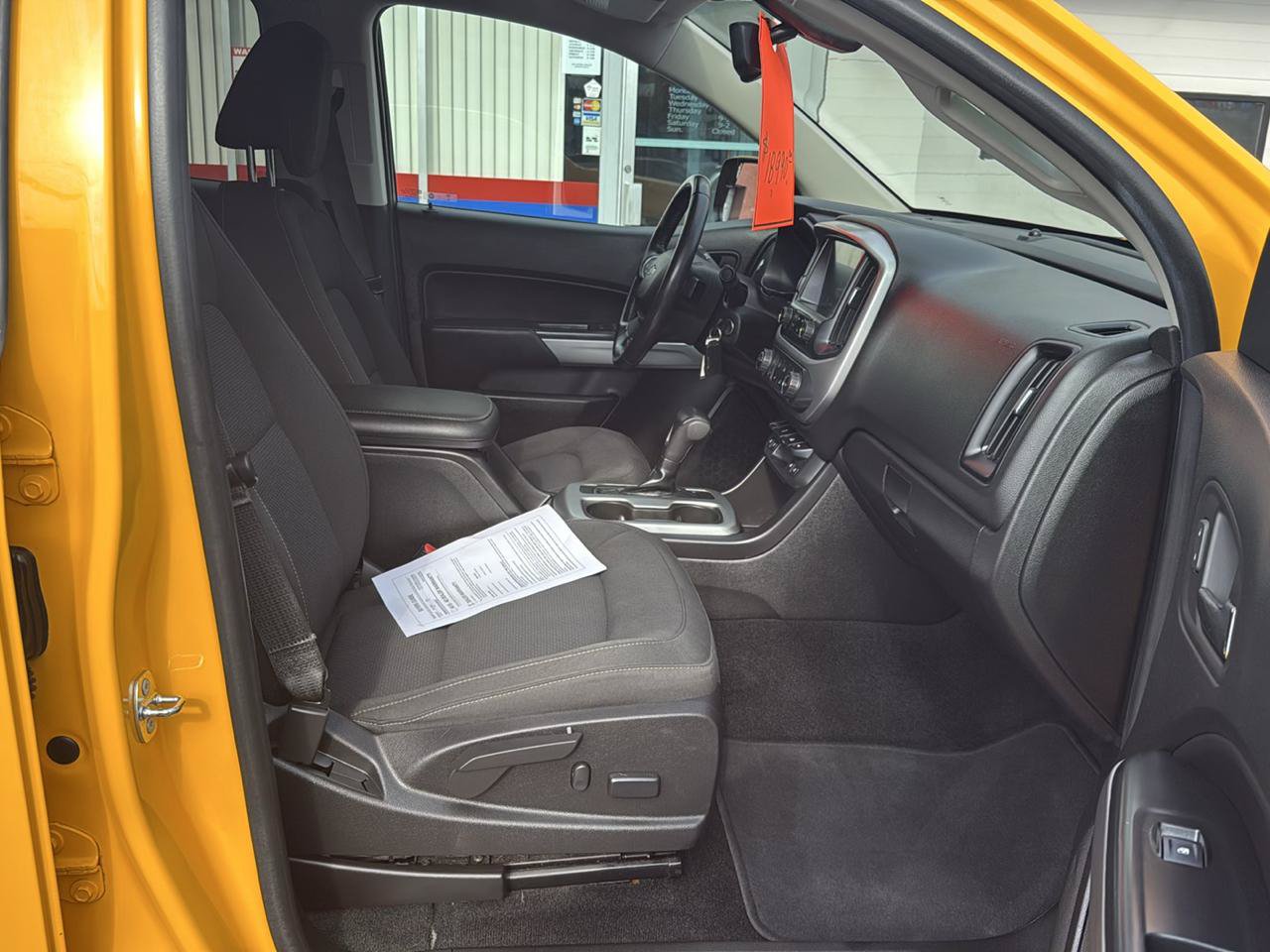 Used 2018 Chevrolet Colorado LT w/ LT Convenience Package AWD/4WD image 26