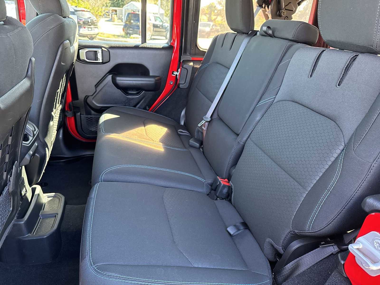 Used 2022 Jeep Wrangler Unlimited Rubicon 4xe image 19