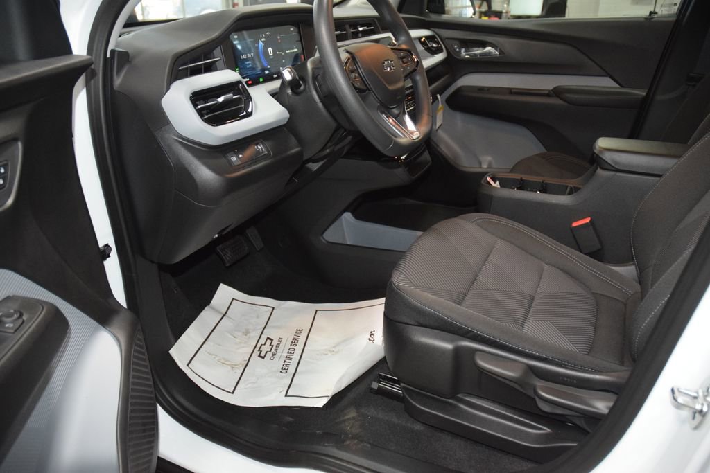 New 2027 Chevrolet Bolt LT FWD image 33