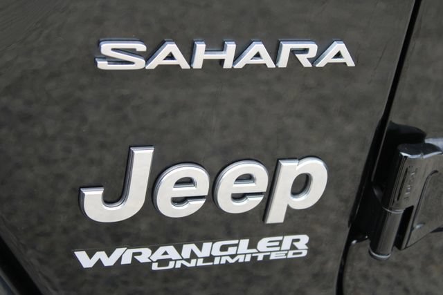 Used 2022 Jeep Wrangler Unlimited Sahara AWD/4WD image 8