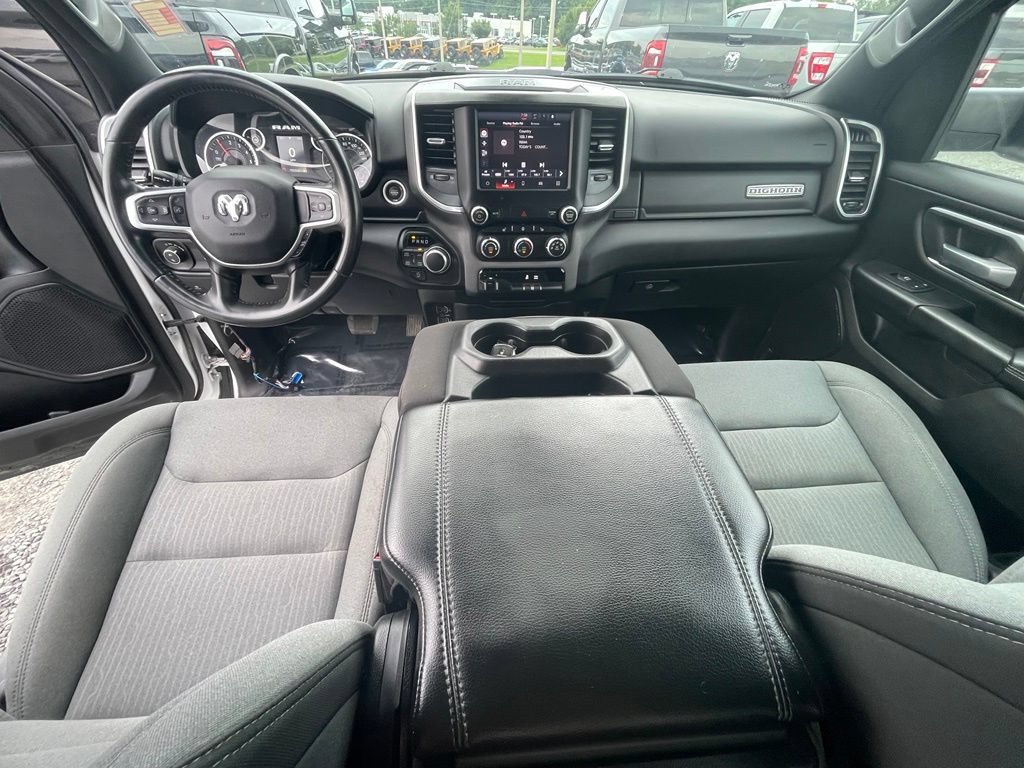 Used 2023 RAM 1500 Big Horn AWD/4WD image 3