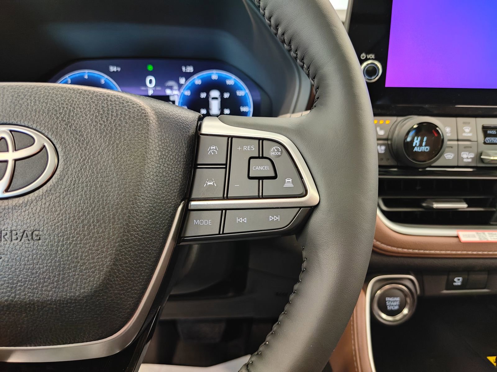 New 2026 Toyota Grand Highlander Platinum image 27