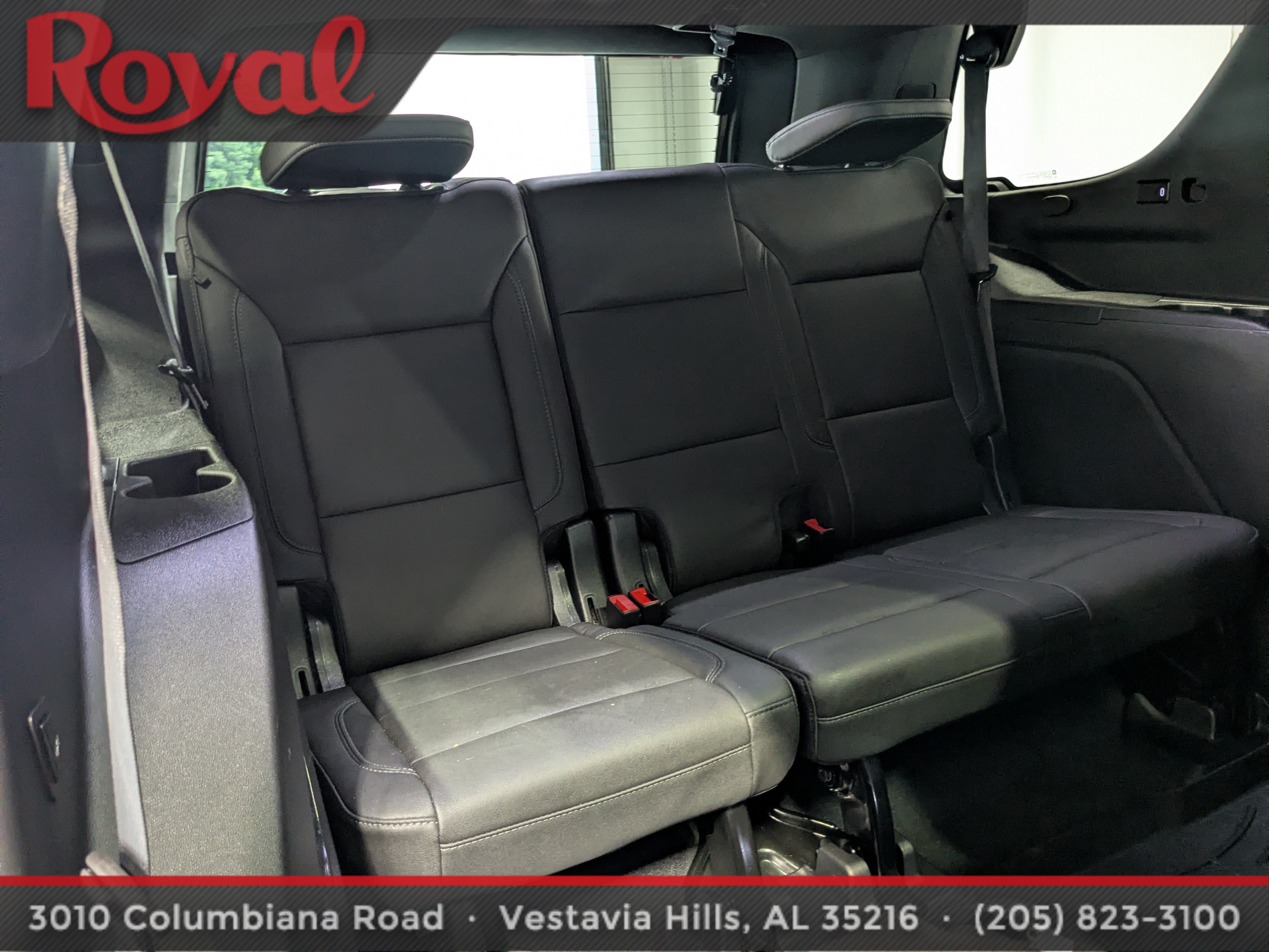 Used 2023 Chevrolet Tahoe Z71 w/ Luxury Package AWD/4WD image 12