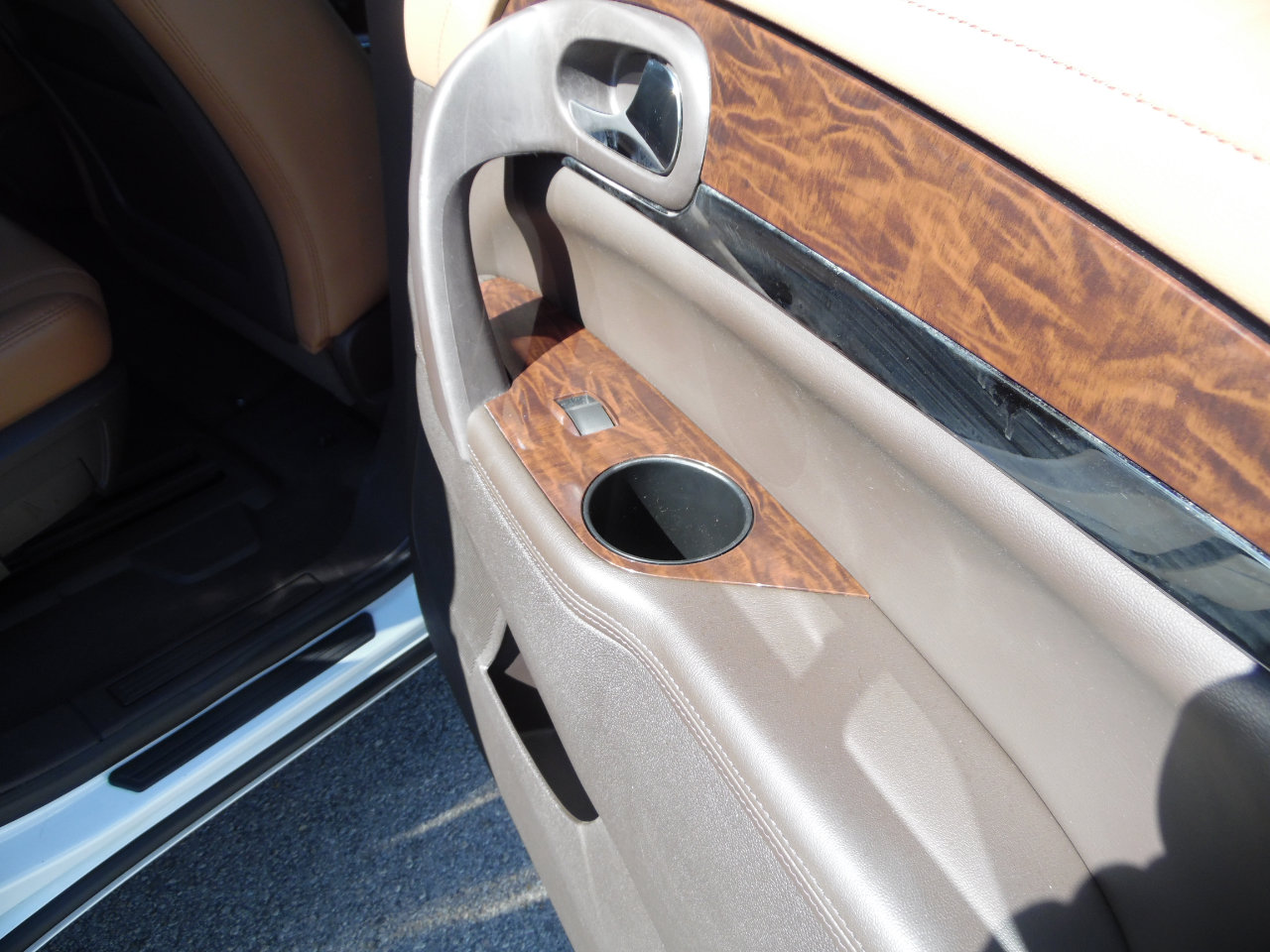 Used 2017 Buick Enclave Leather image 19