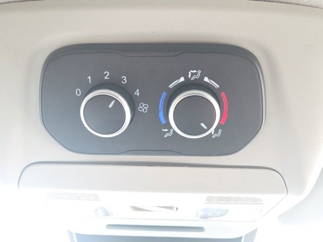 Used 2023 Ford Transit 350 XLT image 18