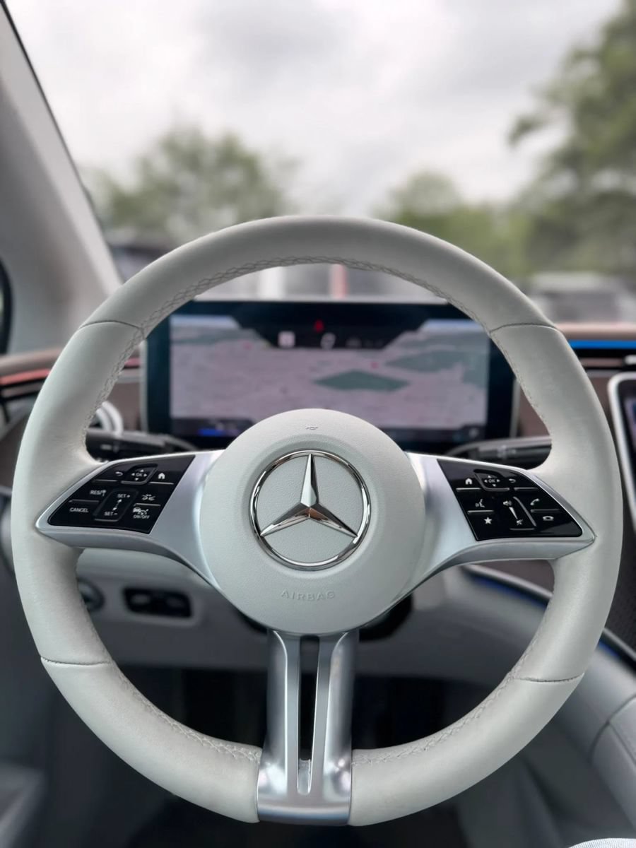 Used 2023 Mercedes-Benz EQE 350+ 4MATIC Sedan image 24