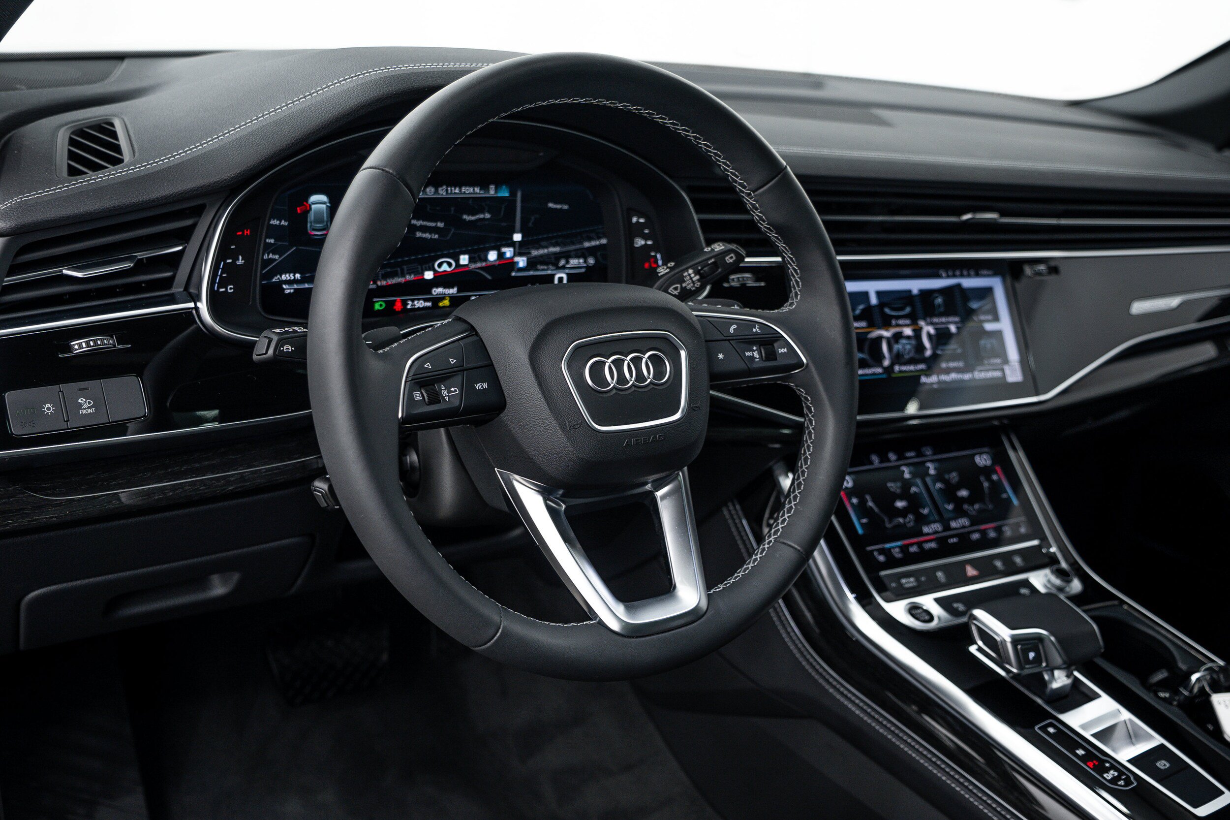 Certified 2025 Audi Q8 Premium Plus AWD/4WD image 10