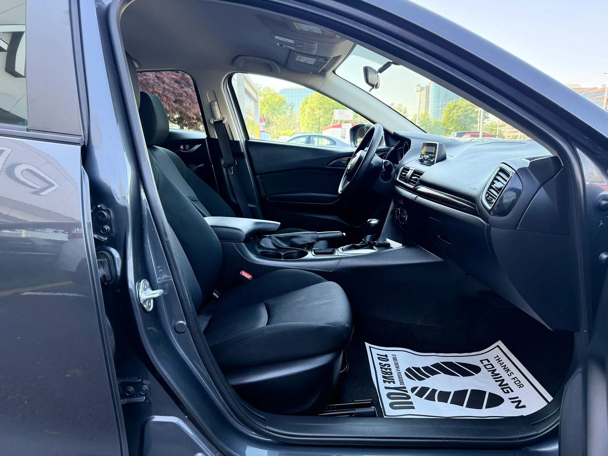 Used 2014 MAZDA MAZDA3 i Sport image 29