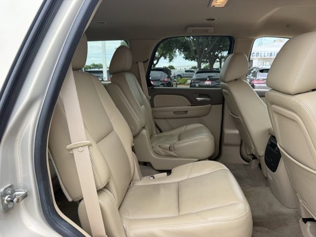 Used 2011 Chevrolet Tahoe LTZ RWD image 29