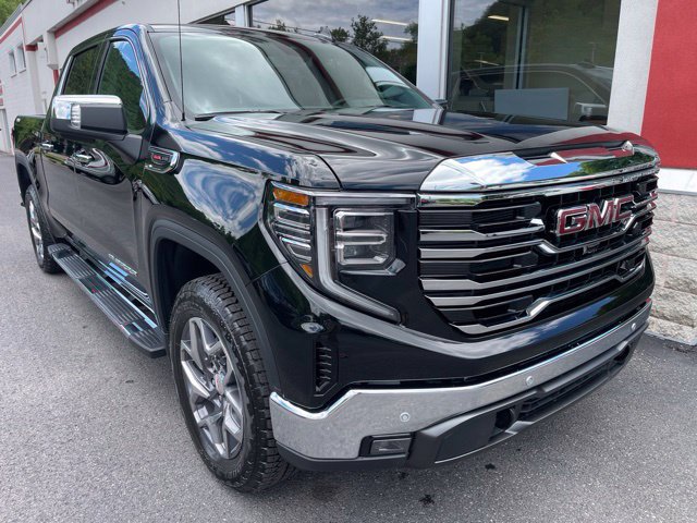 New 2026 GMC Sierra 1500 SLT w/ SLT Premium Plus Package AWD/4WD image 2