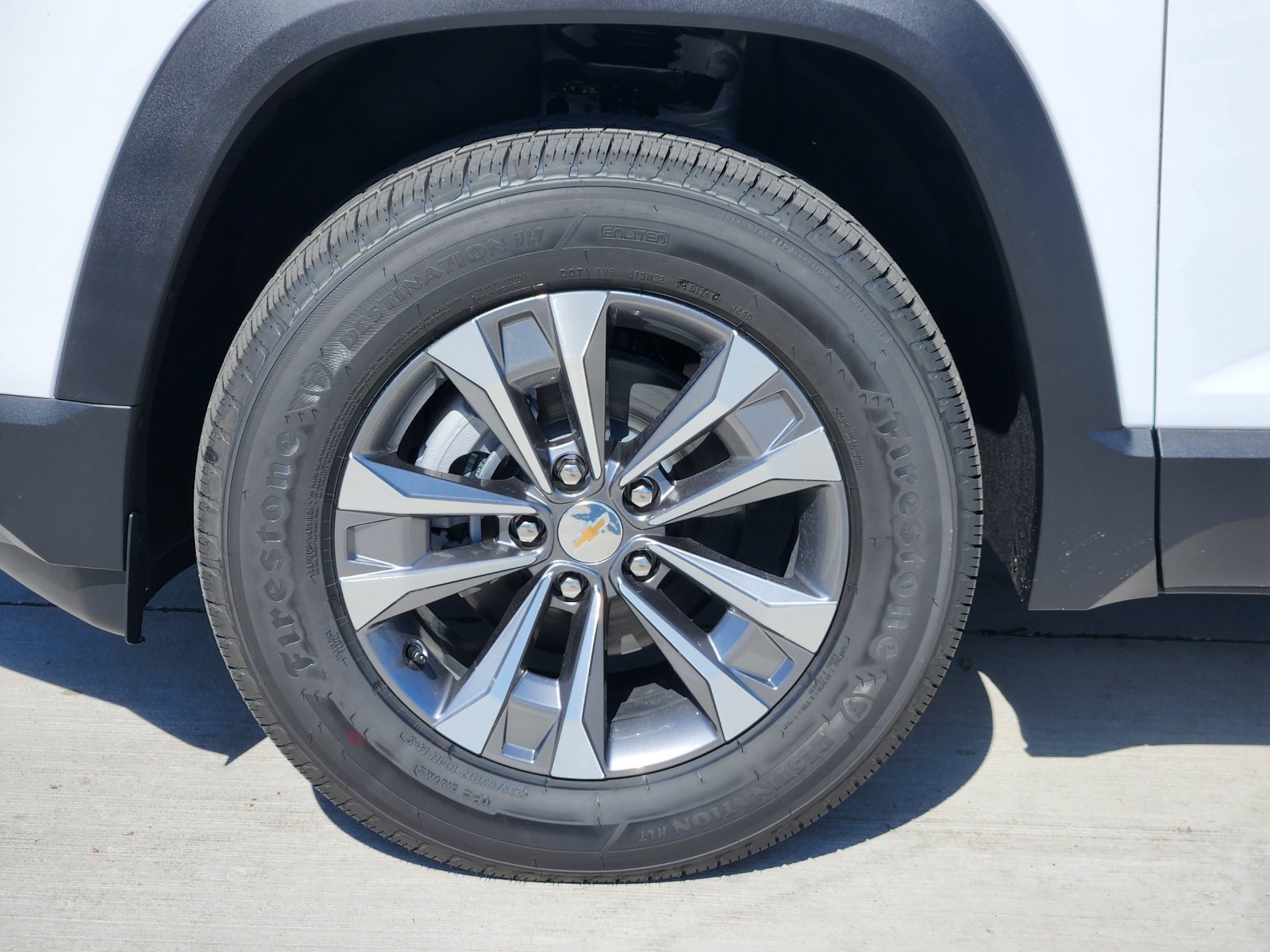 New 2027 Chevrolet Equinox LT FWD image 11