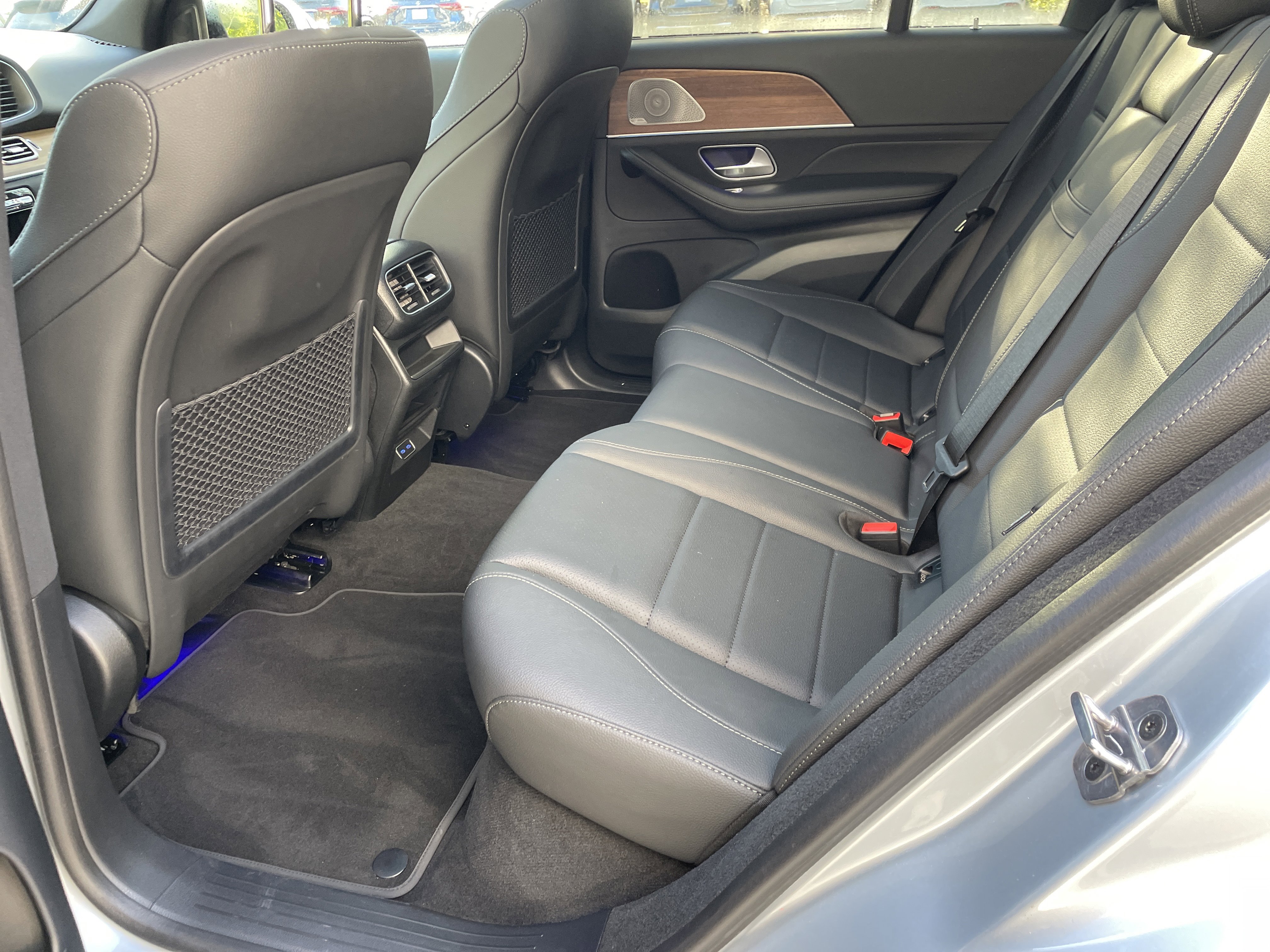 Certified 2025 Mercedes-Benz GLE 450e 4MATIC image 39