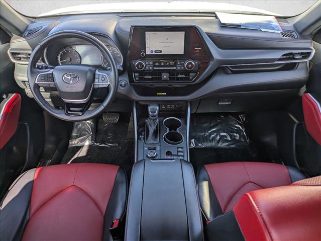 Used 2023 Toyota Highlander XSE AWD/4WD image 17