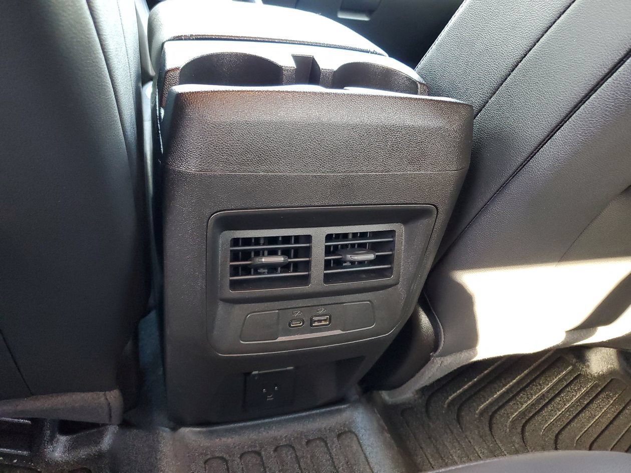 Used 2025 GMC Canyon Elevation w/ Convenience Package RWD image 15