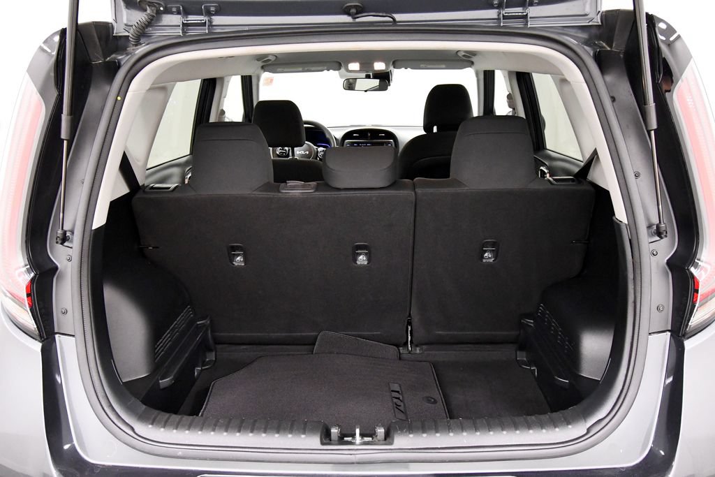 Certified 2025 Kia Soul LX FWD image 7
