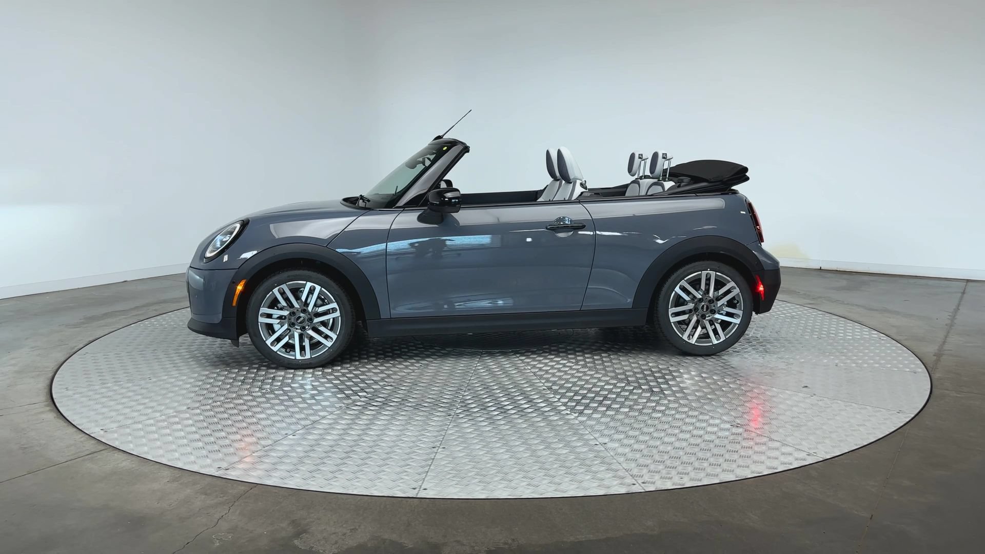 New 2026 MINI Cooper S FWD image 5