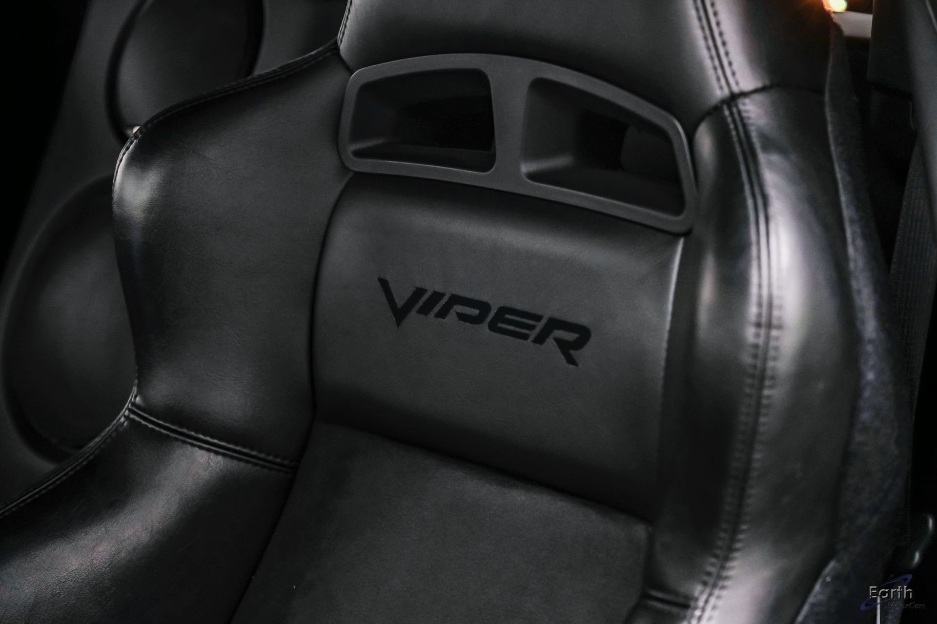 Used 2010 Dodge Viper ACR RWD image 46
