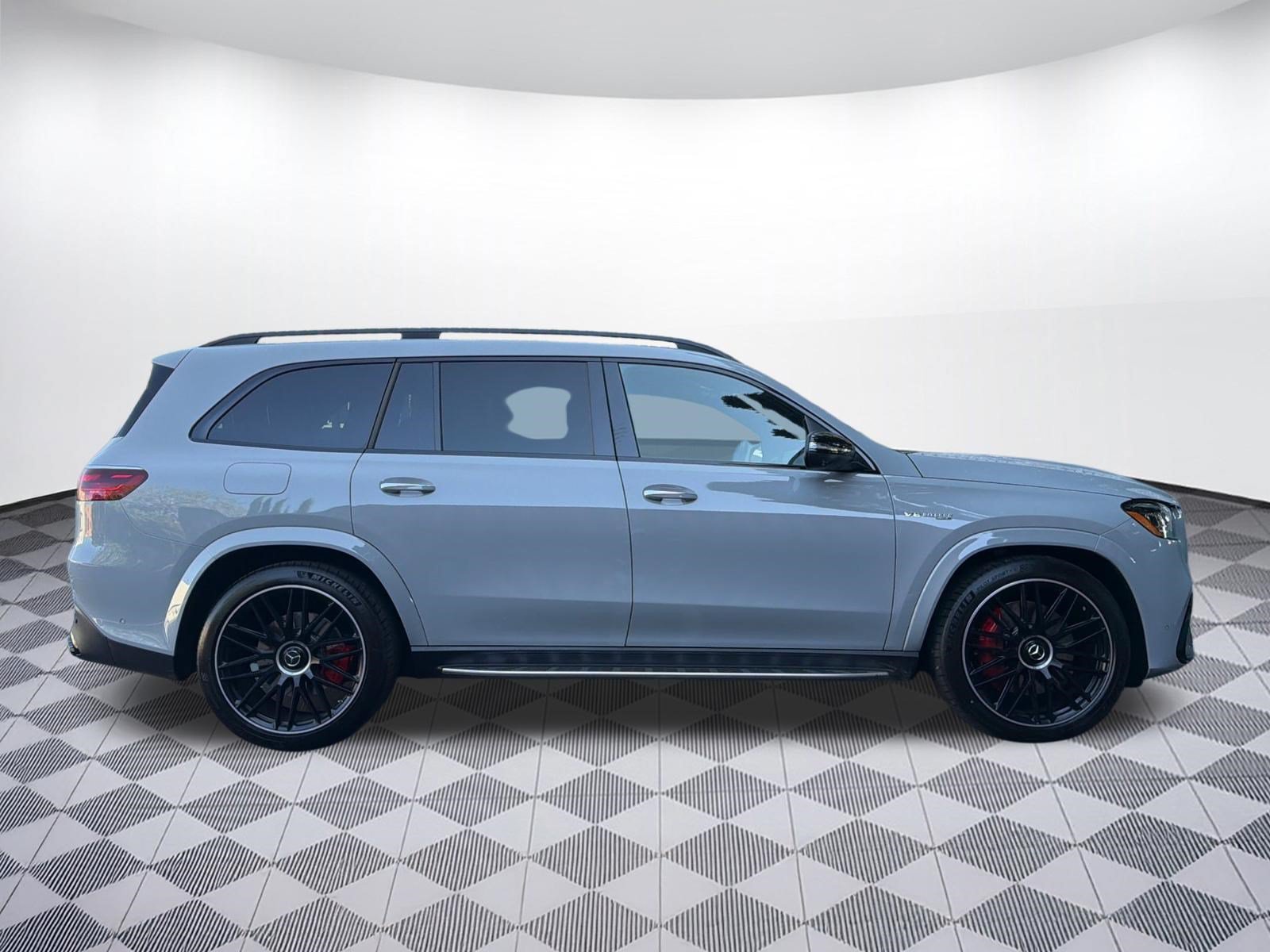 Used 2026 Mercedes-Benz GLS 63 AMG 4MATIC image 8