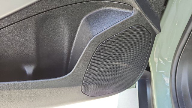 Used 2024 Chevrolet Trax RS w/ Driver Confidence Package FWD image 22