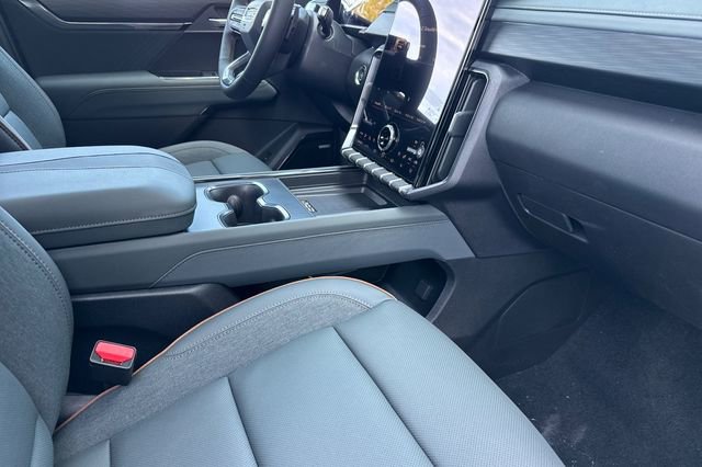 New 2026 GMC Acadia AT4 w/ Super Cruise Package AWD/4WD image 19