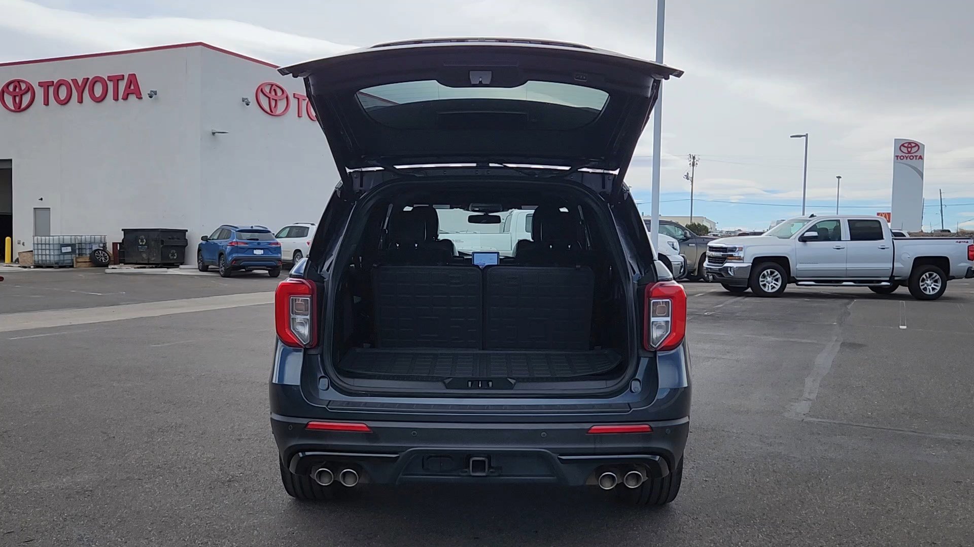 Used 2023 Ford Explorer ST w/ ST Appearance Package image 20