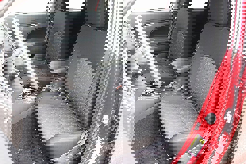 New 2025 Mitsubishi Outlander Sport ES image 4