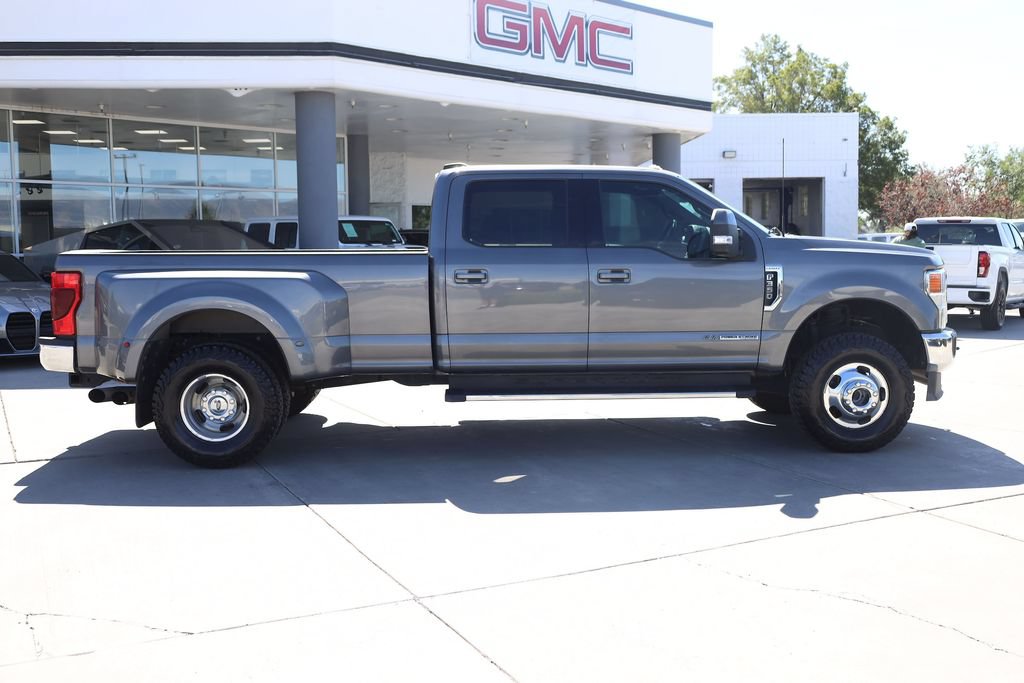 Used 2022 Ford F350 Lariat AWD/4WD image 7