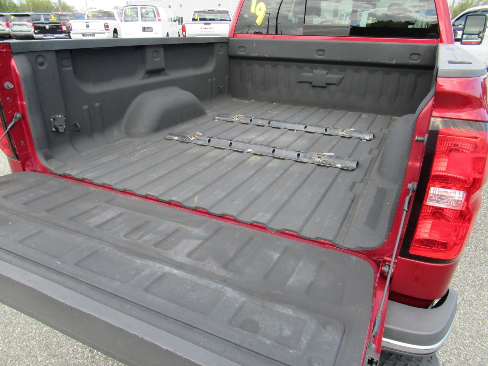 Used 2019 Chevrolet Silverado 2500 LTZ w/ Duramax Plus Package AWD/4WD image 28