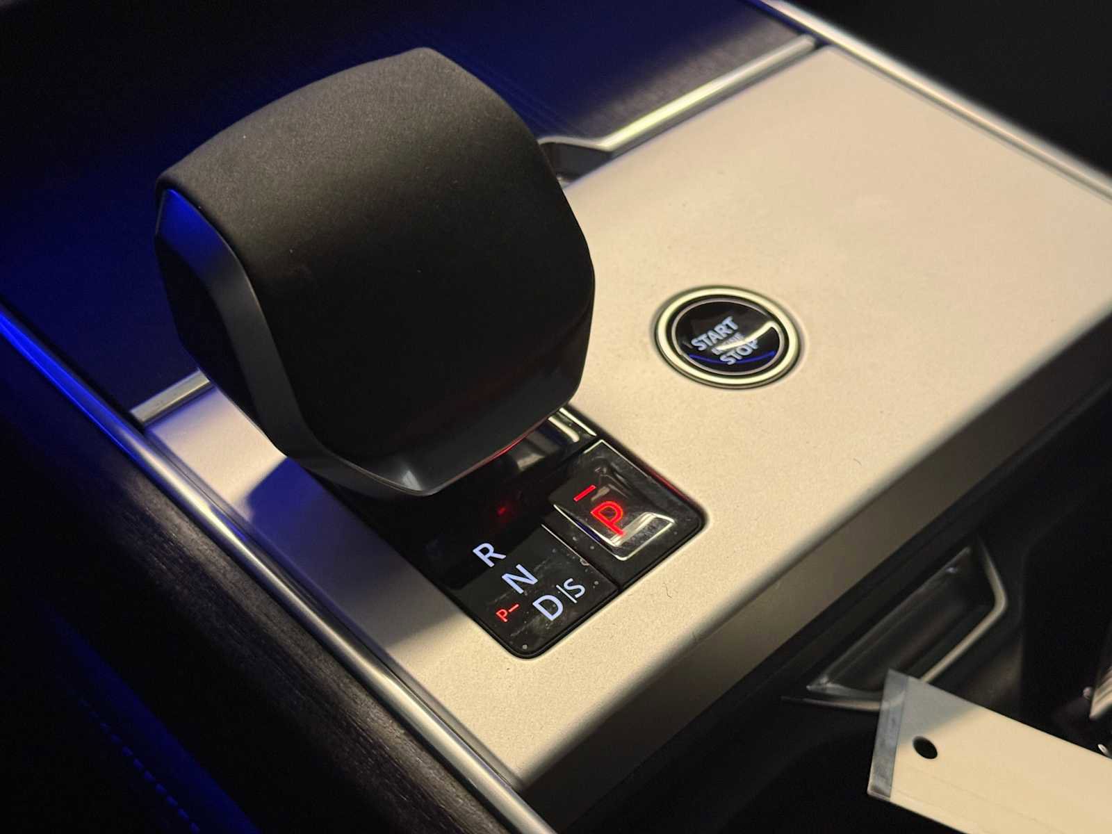 Certified 2025 Land Rover Range Rover Autobiography image 31