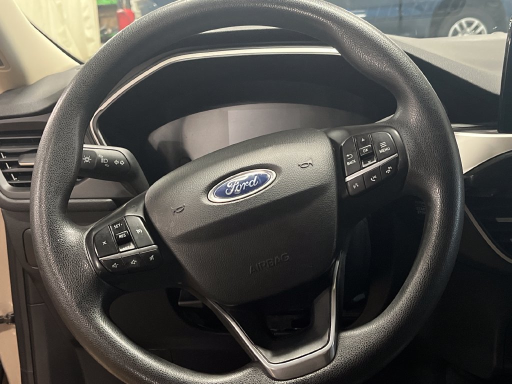 Used 2020 Ford Escape SE AWD/4WD image 29