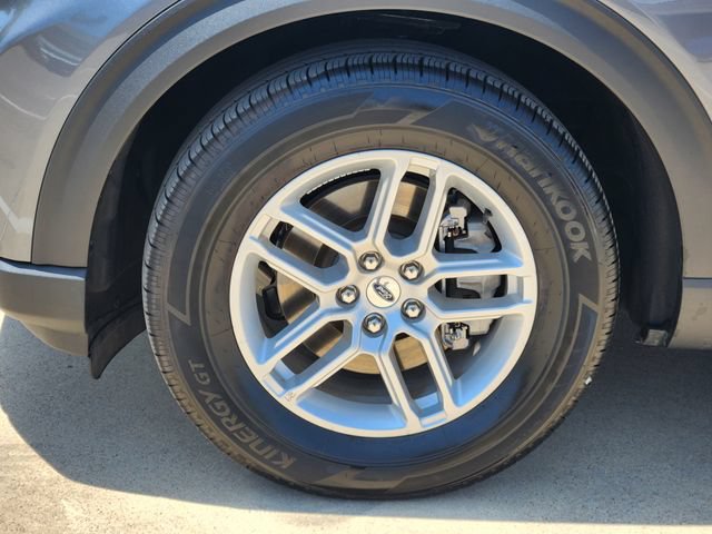 Used 2026 Ford Explorer Active RWD image 18
