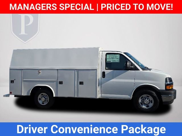New 2025 Chevrolet Express 3500 w/ Power Convenience Package RWD image 4